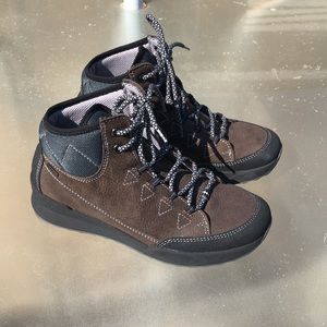 Romika Victoria waterproof hiking Boots